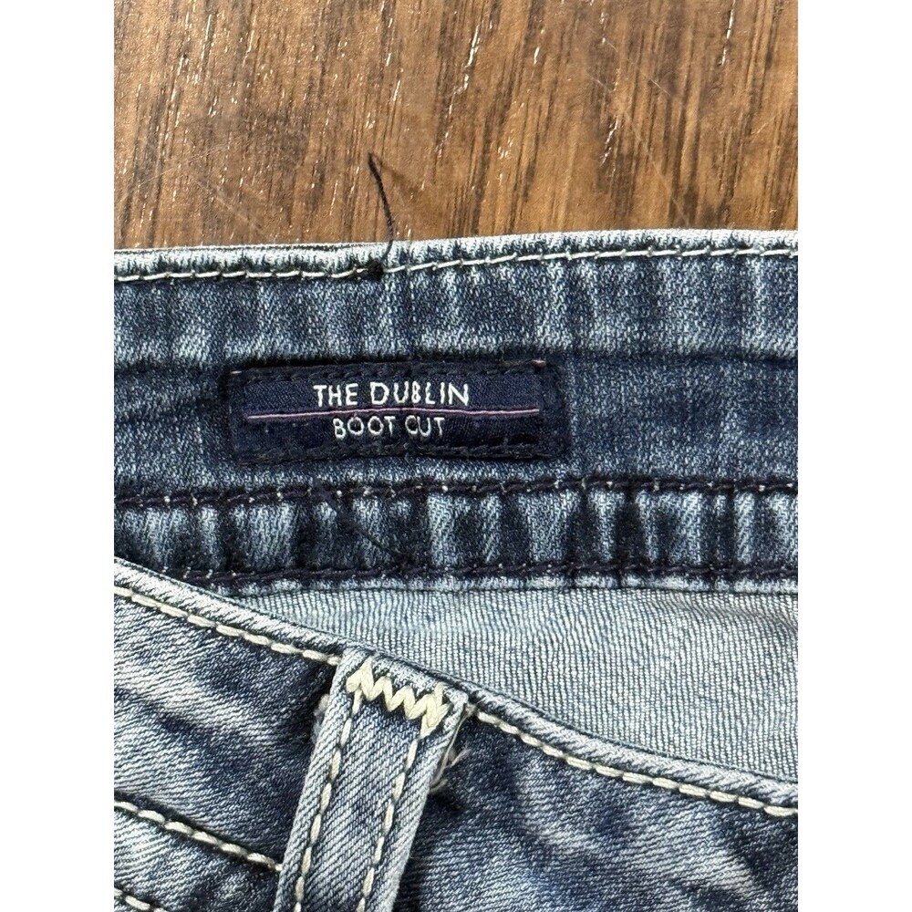 Vigoss Women’s Bootcut Jeans The Dublin Light Wash Blue Size 7/8 Embellished - Picture 4 of 7